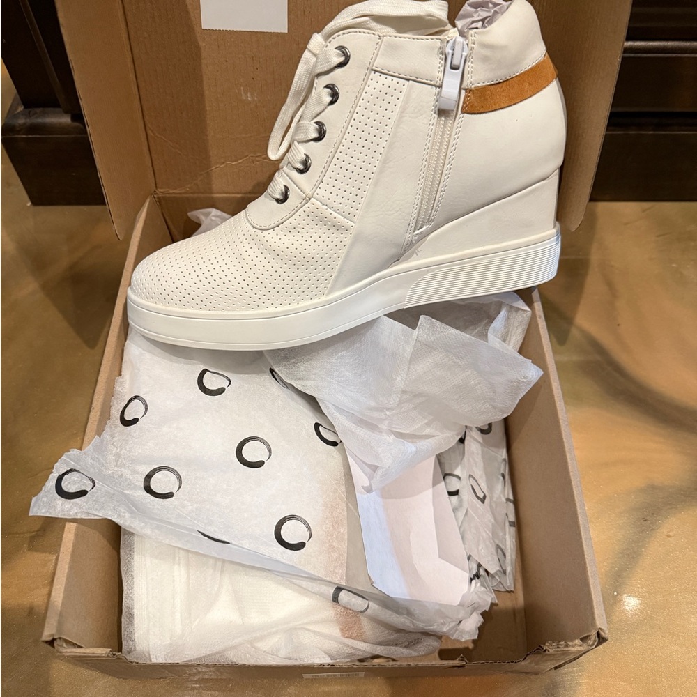 Women's White Wedge Sneakers